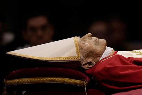 pope benedict xvi death.